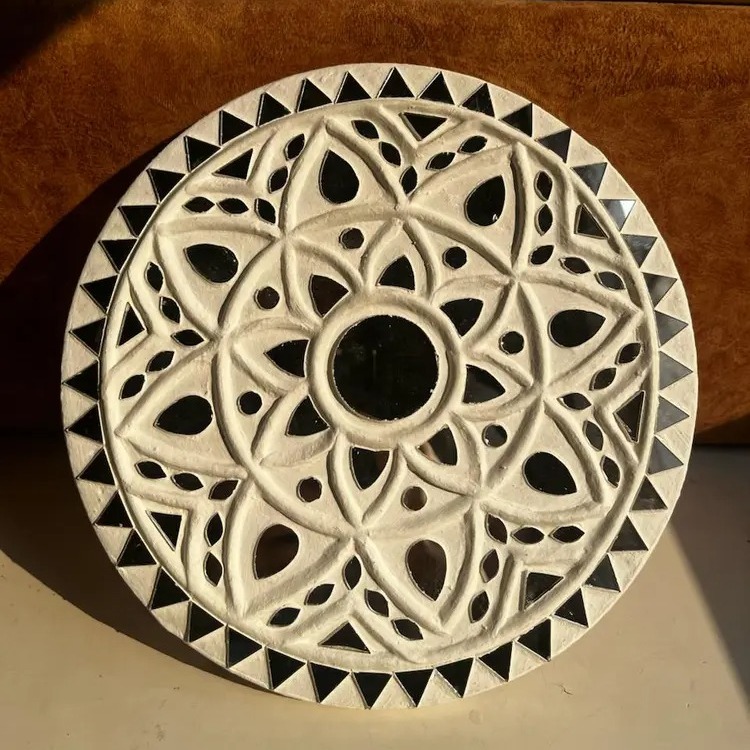 Lippan Art Frame 9 Inch